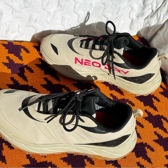 Trekking/Running  low boots - Picture 5 of 11